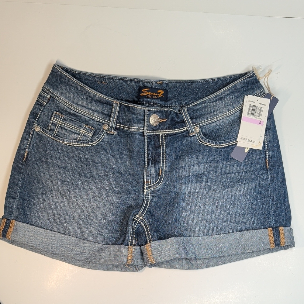 NWT Seven7 Blue Jean Shorts MM3072FH. 3.5" | 6.5" Inseam Women's Size 6 NEW